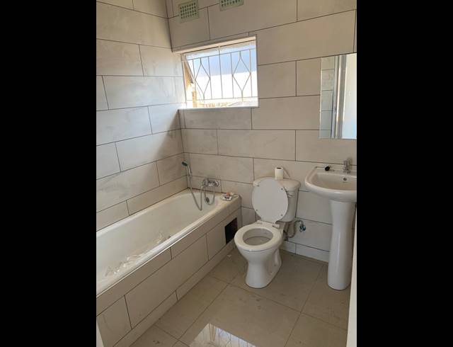 2 bed property to rent in TURFFONTEIN